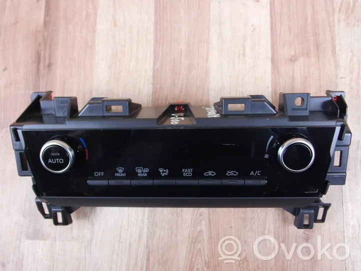 Toyota Yaris Cross Console centrale, commande chauffage/clim 559000DC70