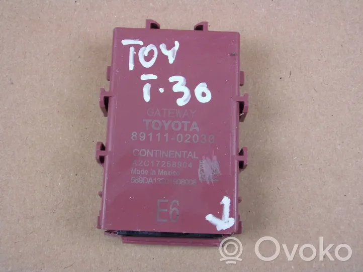Toyota Corolla E210 E21 Módulo de control Gateway 8911102030