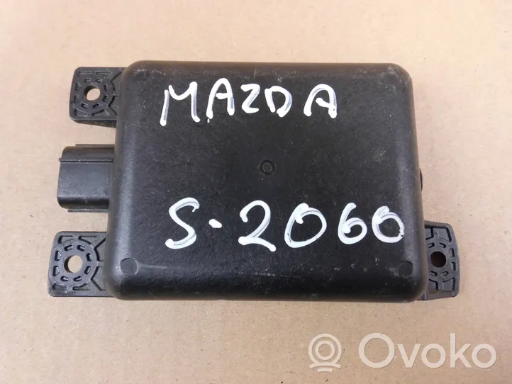 Mazda 3 III Capteur radar d'angle mort B61T67Y90D