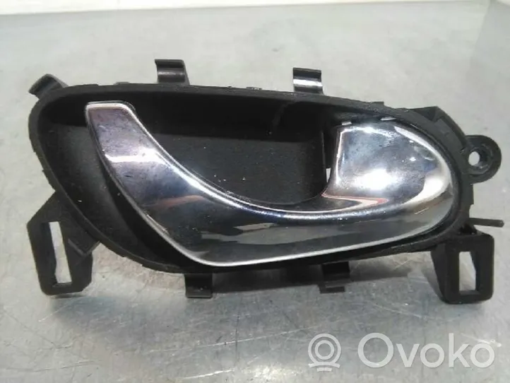 Nissan Pulsar Rear door interior handle 806704EA