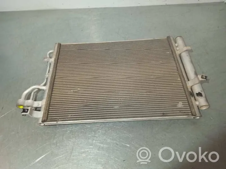 KIA Picanto Radiateur condenseur de climatisation 976061Y100