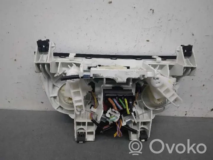 Fiat Qubo Moduł / Sterownik klimatyzacji 735525783