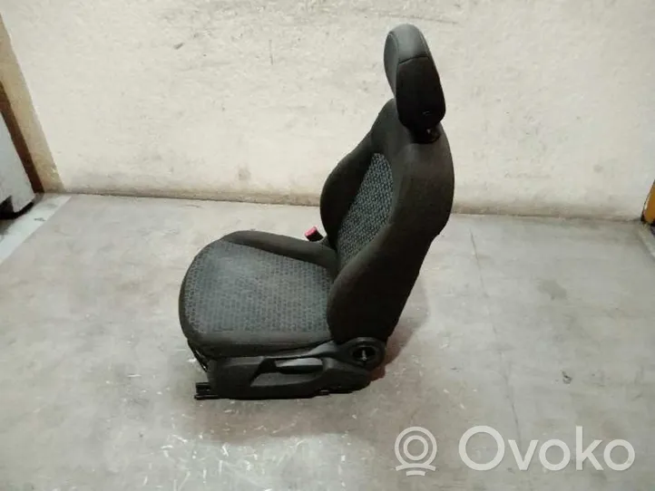 Opel Corsa D Fotel przedni kierowcy 