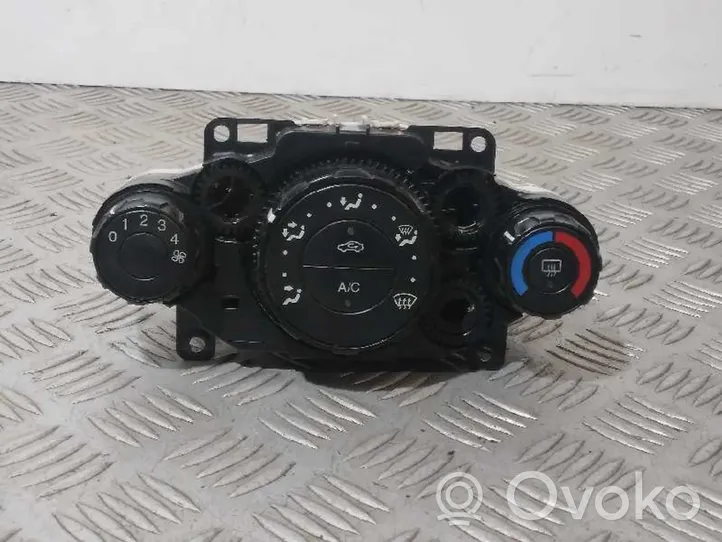 Ford Fiesta Panel klimatyzacji 8A6119980AE