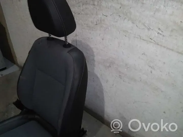 Opel Mokka Fotel przedni pasażera 