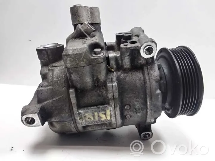 Audi A4 Allroad Ilmastointilaitteen kompressorin pumppu (A/C) 8K0260805L