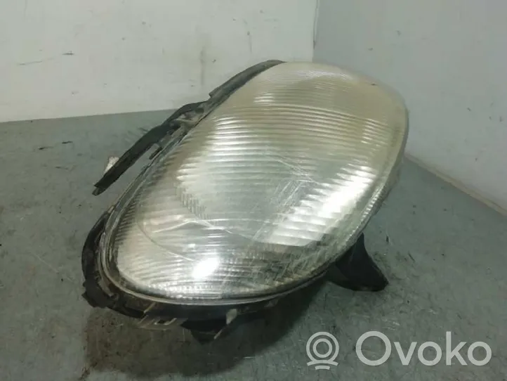 Opel Omega B1 Phare frontale 90457762