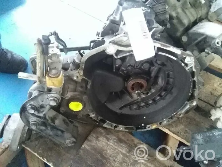 Daewoo Kalos Scatola del cambio manuale a 5 velocità 96180859