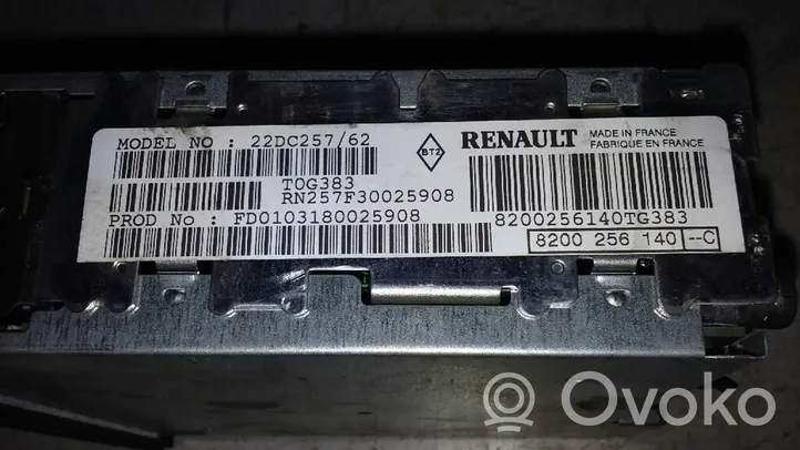 Renault Megane II Hi-Fi-äänentoistojärjestelmä 820025614TG383