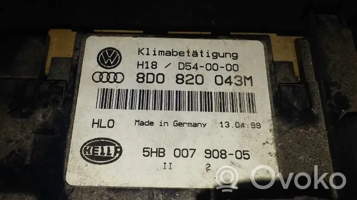 Audi A4 Allroad Ilmastoinnin ohjainlaite 8D0820043M