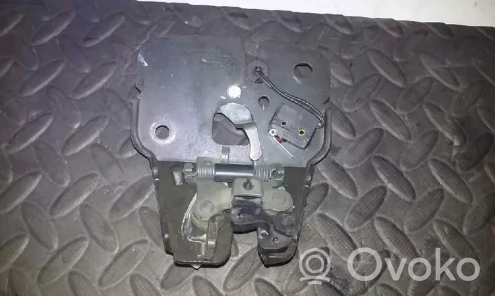 Alfa Romeo 156 Blocco chiusura del portellone 