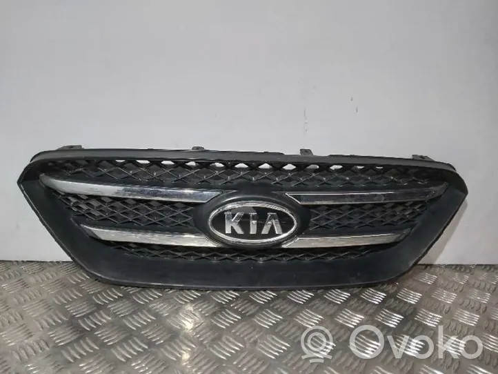 KIA Carens II Grotelės priekinės 8638010000