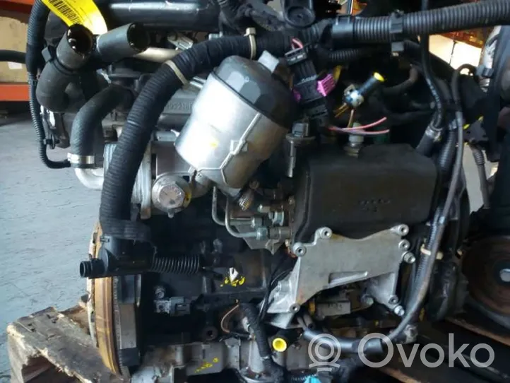Opel Combo C Silnik / Komplet Y17DT