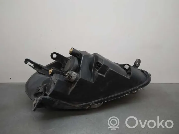 Fiat Grande Punto Lampa przednia 