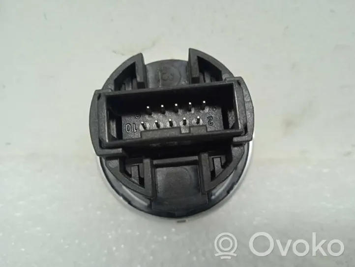 BMW 3 E90 E91 Windscreen/window heater switch 