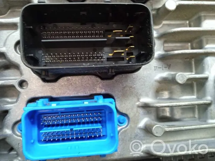 Opel Astra J Sterownik / Moduł ECU 55484738