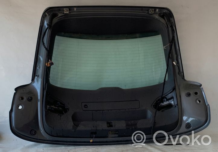 Audi Q3 8U Takaluukun/tavaratilan kansi 