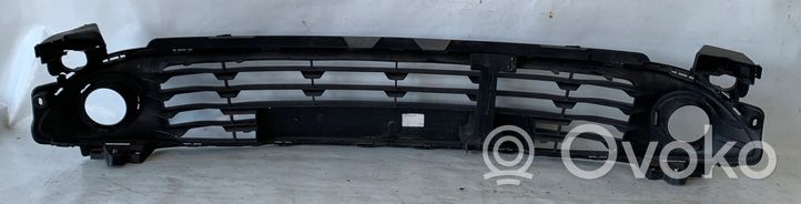 Renault Clio IV Kratka dolna zderzaka przedniego 622549142R