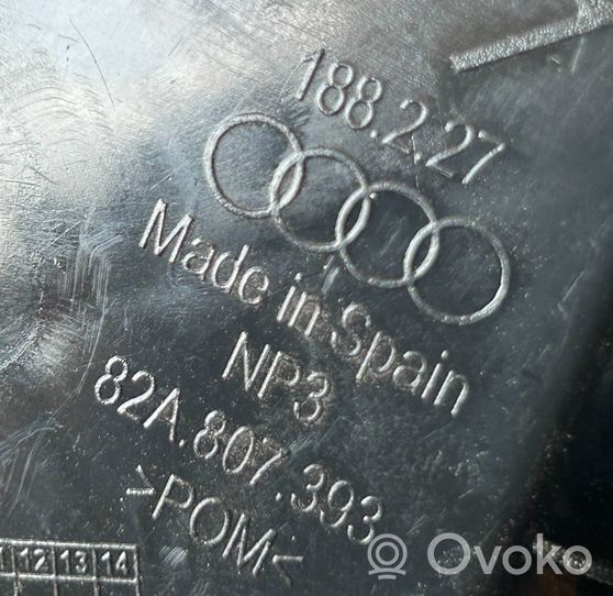Audi A1 Galinis laikiklis bamperio 82A807393