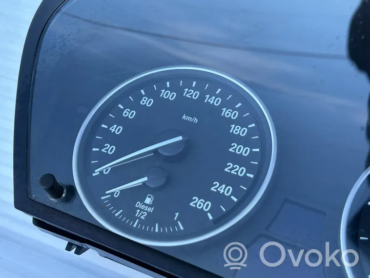 BMW X5 E70 Geschwindigkeitsmesser Cockpit 