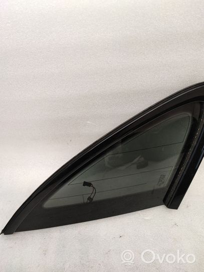 Porsche Macan Fenêtre latérale avant / vitre triangulaire 95B845298XR