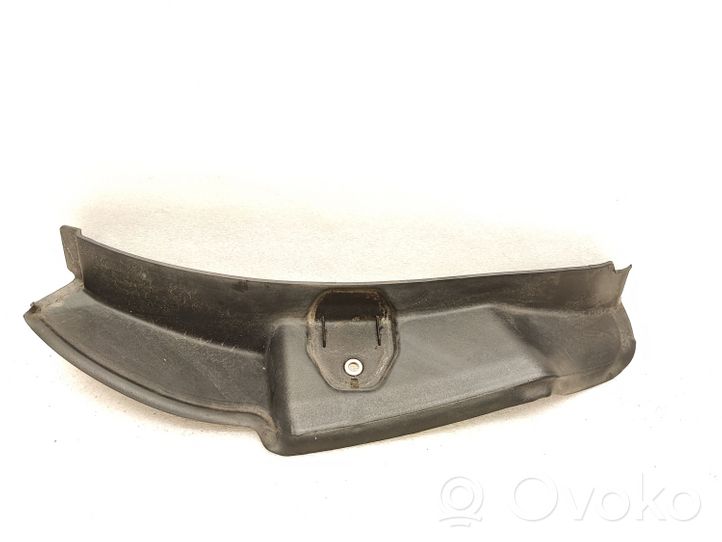 Mercedes-Benz C W205 Listwa pod lampę tylną A2056930533