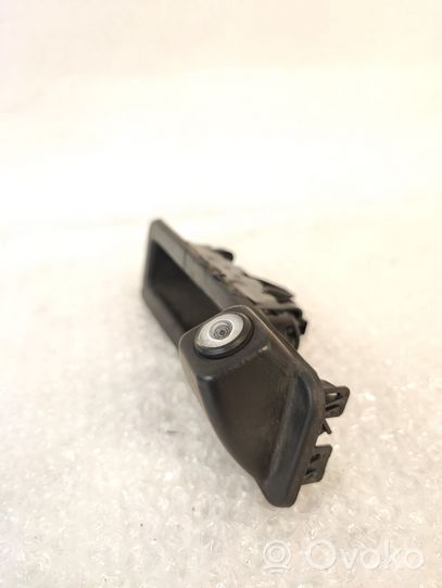 BMW 5 G30 G31 Tailgate handle with camera 7405635