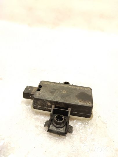 Mercedes-Benz C AMG W205 Tire pressure control unit A0009003713