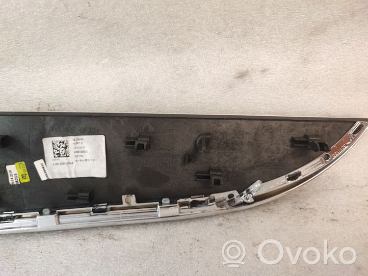 Mercedes-Benz C AMG W205 Moulure/baguette de porte avant A2057205513