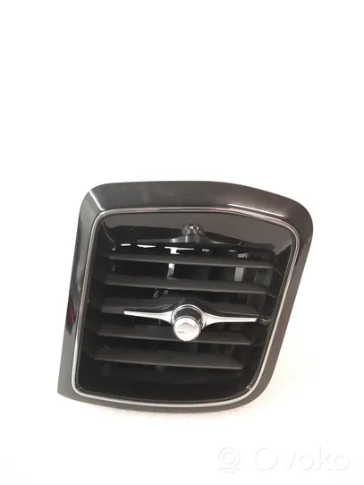 Volvo XC60 Copertura griglia di ventilazione laterale cruscotto 31477272