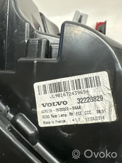 Volvo XC90 Lampa tylna 32228829