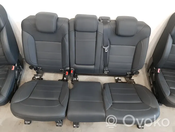 Mercedes-Benz GLE (W166 - C292) Set interni 