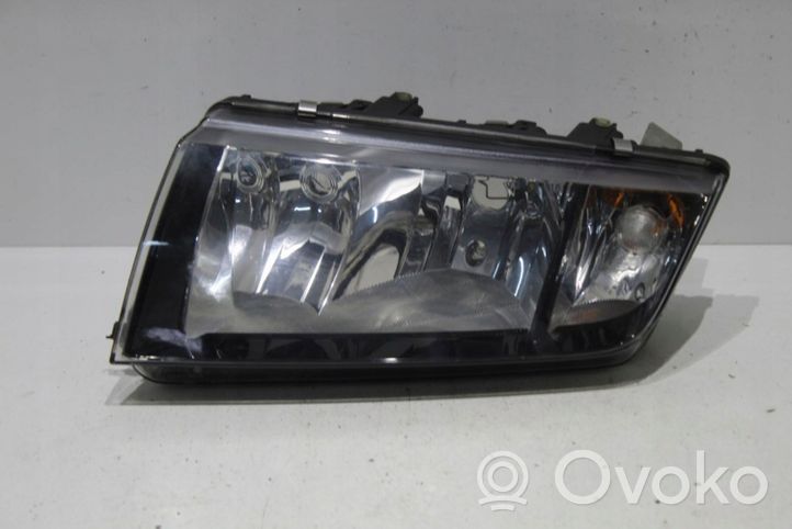 Skoda Fabia Mk1 (6Y) Lampa przednia 