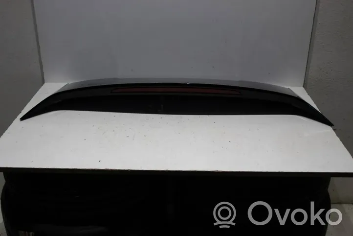 Mazda 3 Spoiler del portellone posteriore/bagagliaio BCKDB0956