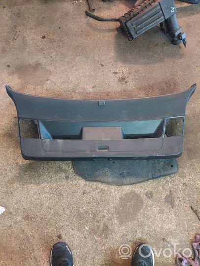 Volkswagen Golf VI Rivestimento portellone posteriore/bagagliaio 5k6867605