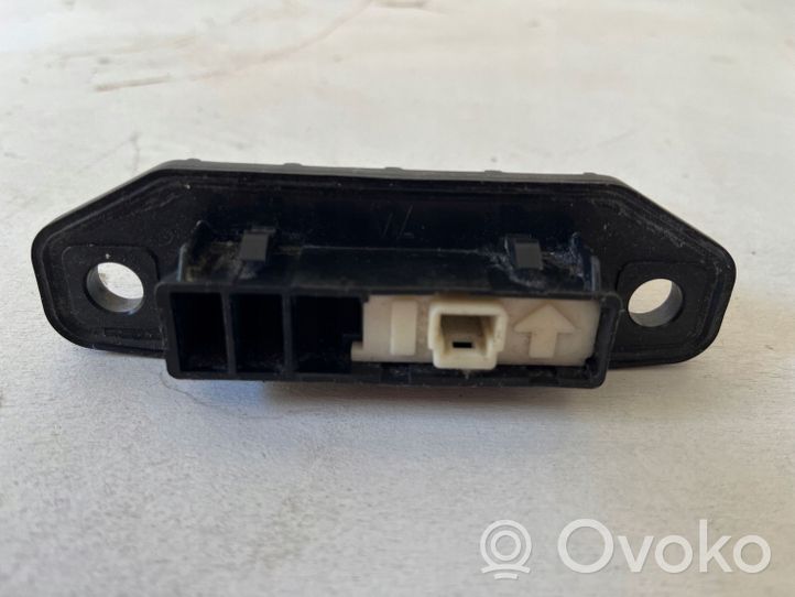 Toyota Auris E180 Tailgate opening switch 5092493204