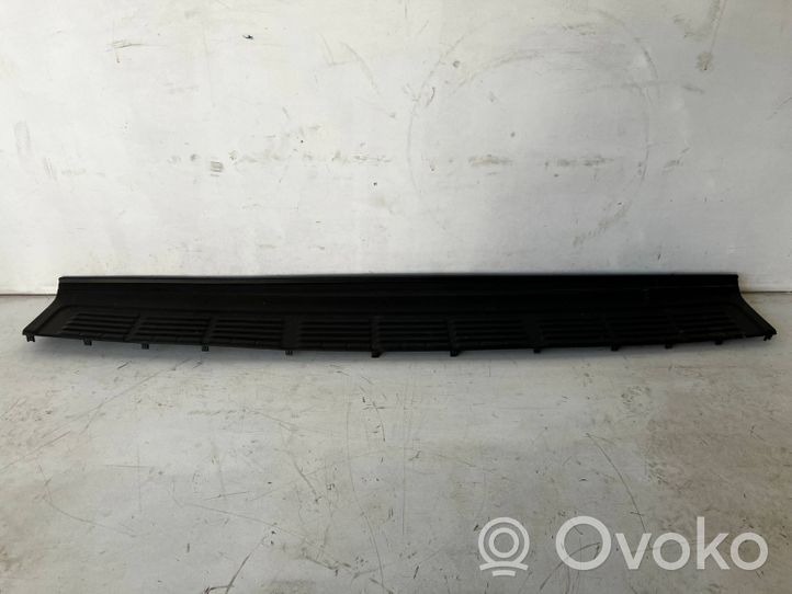 Toyota Land Cruiser (J200) Modanatura della barra di rivestimento del paraurti anteriore 