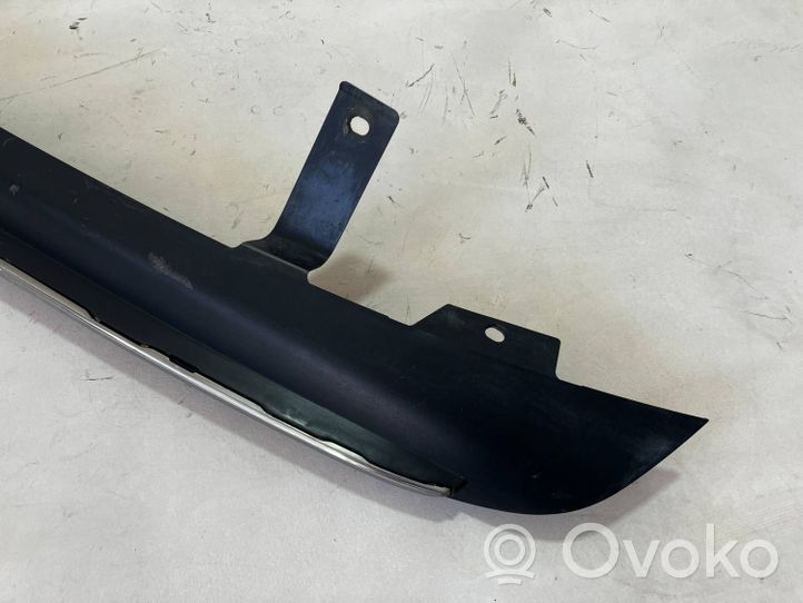 Toyota Auris E180 Takapuskurin alaosan lista 5215102060