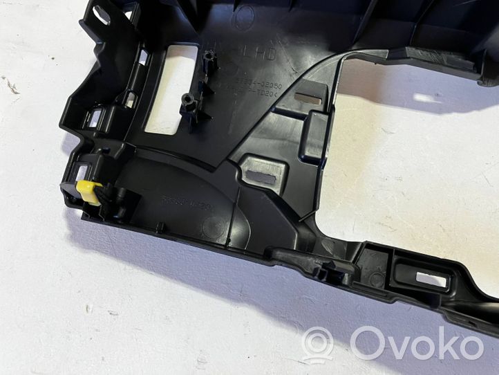 Toyota Auris E180 Vaihteenvalitsimen kehys verhoilu muovia 5883402050