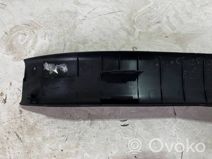 Toyota Auris E180 Copertura del rivestimento del sottoporta posteriore 6791702300