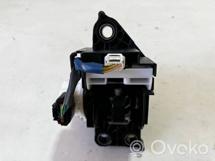 Toyota Auris E180 Palanca/selector de cambios (interno) 