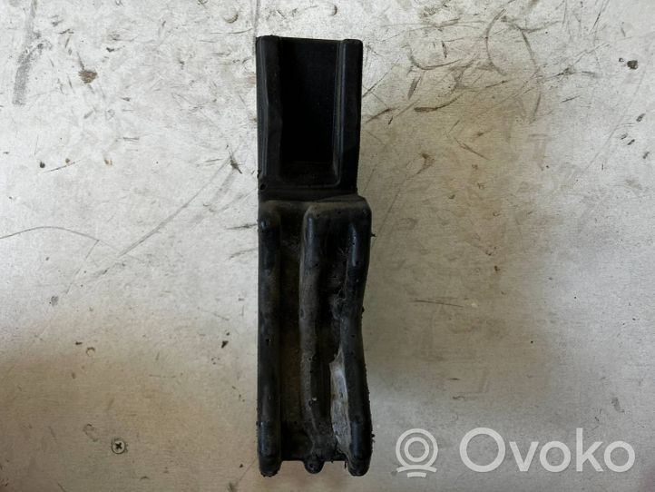 Toyota C-HR Supporto/guarnizione in poliuretano espanso del parafango 53156F4010