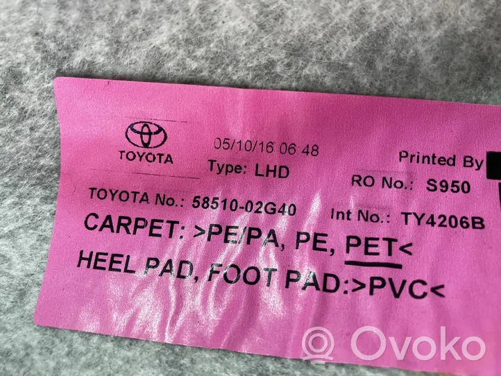 Toyota Auris E180 Priekšējais salona paklājs 5851002G40