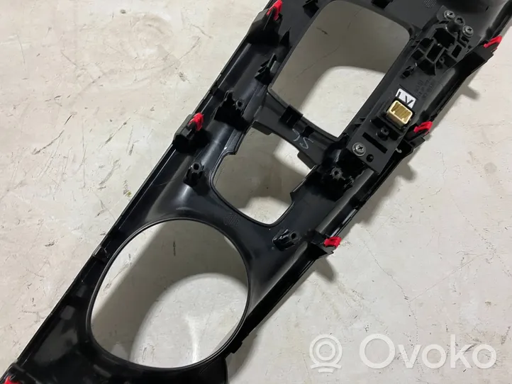 Toyota C-HR Rivestimento in plastica cornice della leva del cambio 58804F4011