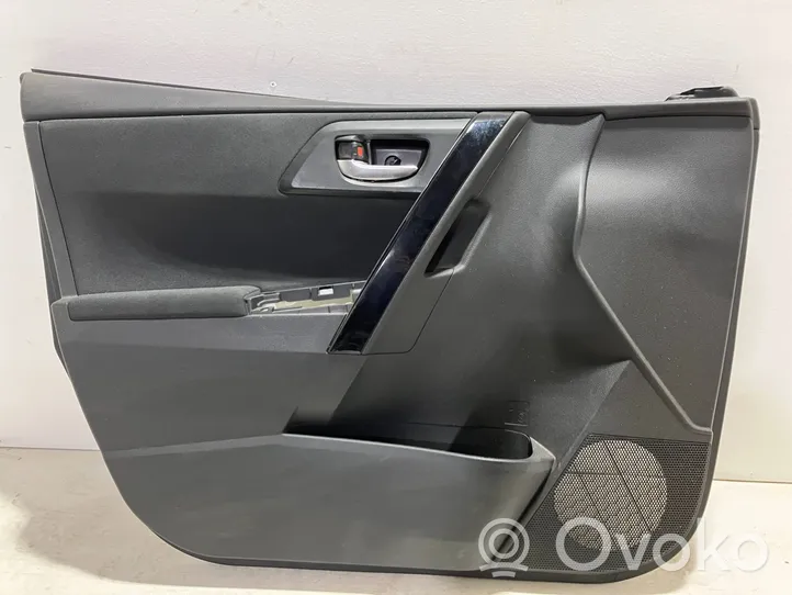 Toyota Auris E180 Rivestimento del pannello della portiera anteriore 