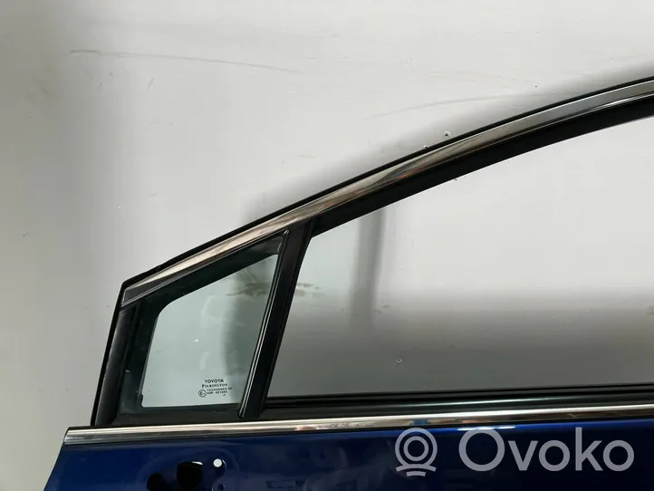 Toyota Avensis T270 Porte avant 