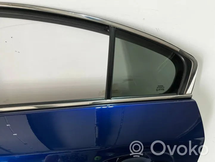 Toyota Avensis T270 Rear door 