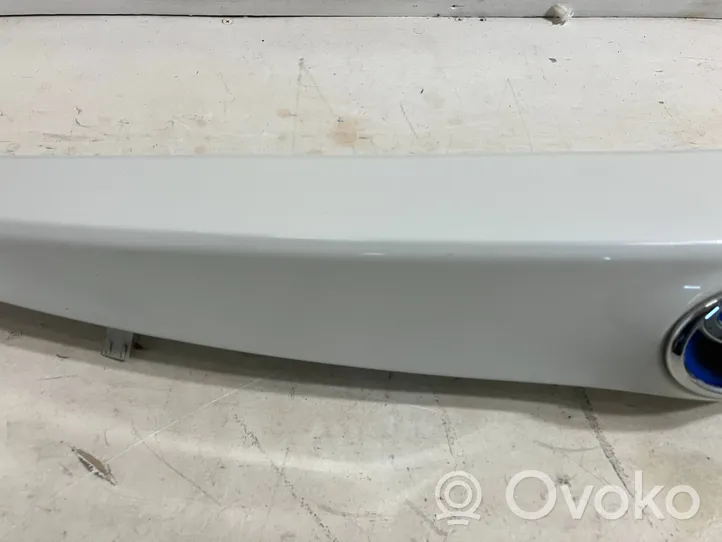 Toyota Auris E180 Rivestimento portellone 7681102E50