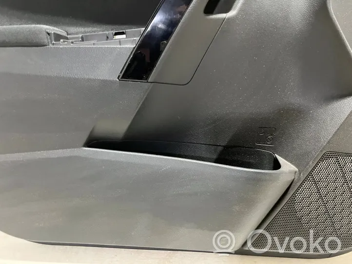 Toyota Auris E180 Rivestimento del pannello della portiera anteriore 