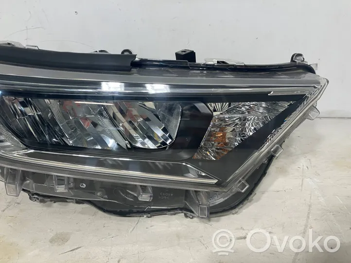 Toyota RAV 4 (XA50) Faro/fanale 8990842020